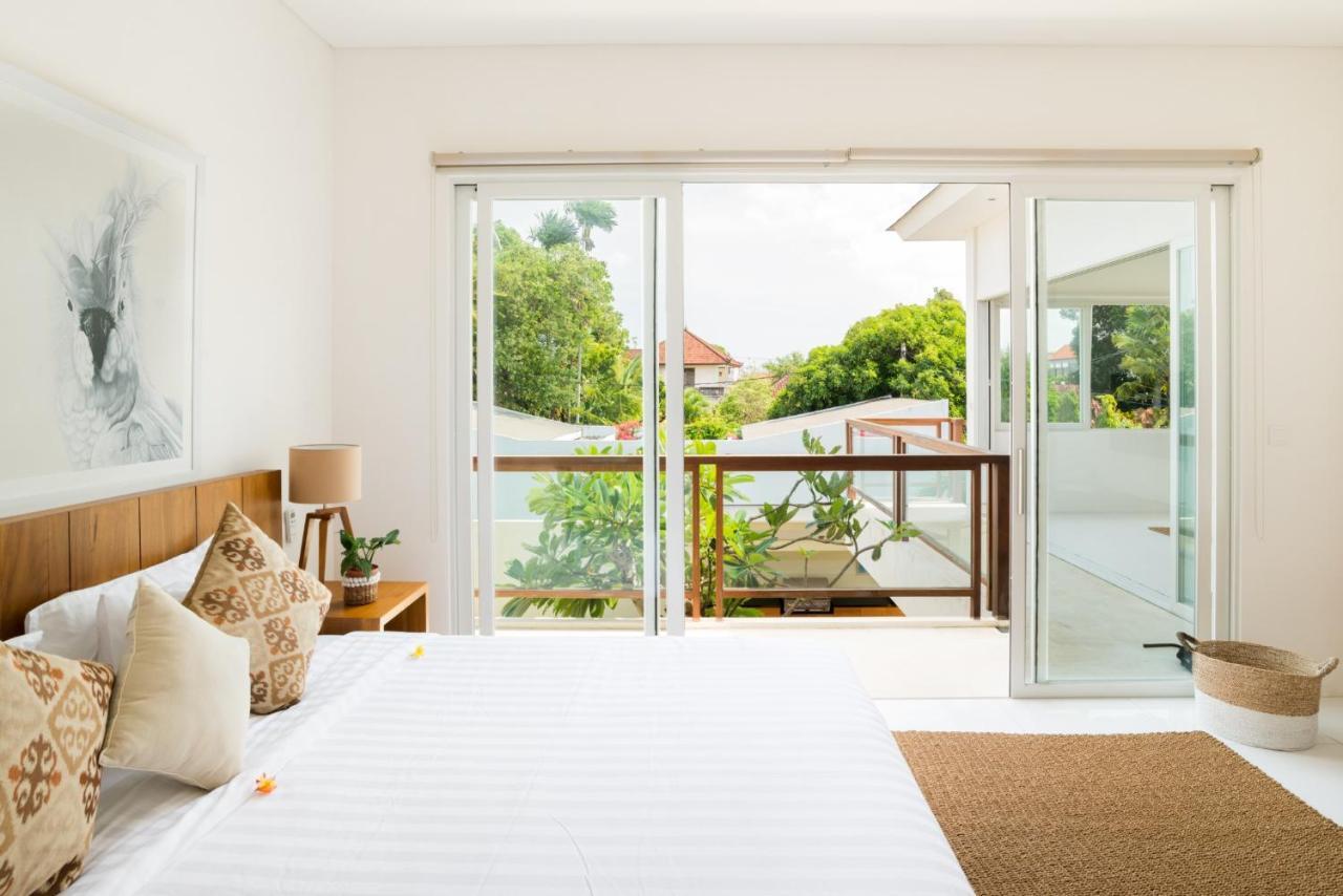 Villa Aditi, Sitara Villa Group スミニャック エクステリア 写真