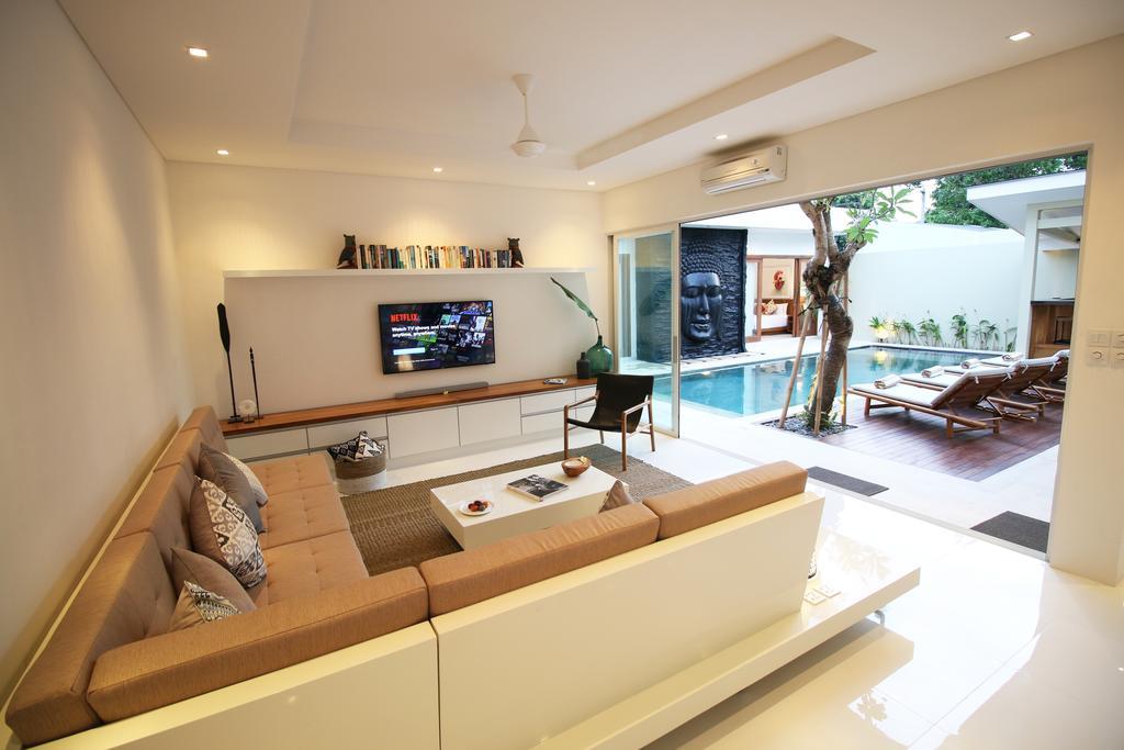 Villa Aditi, Sitara Villa Group スミニャック エクステリア 写真