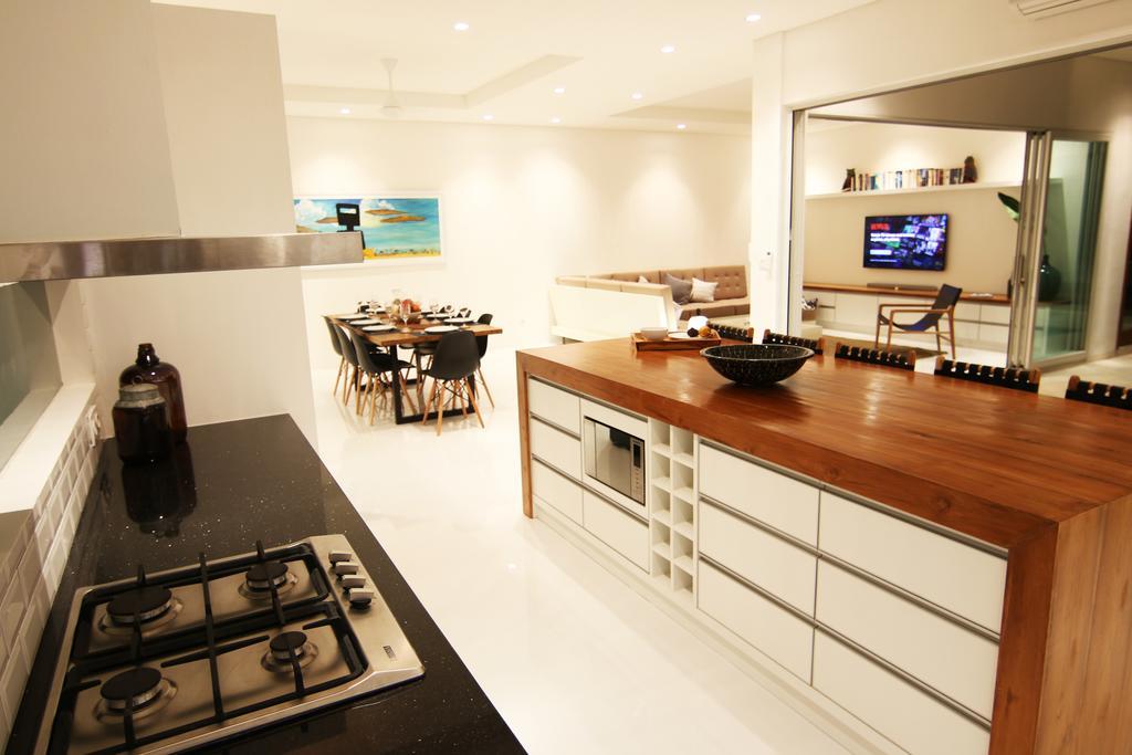 Villa Aditi, Sitara Villa Group スミニャック エクステリア 写真