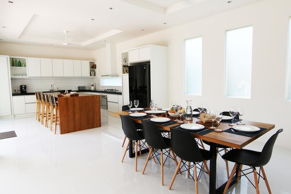 Villa Aditi, Sitara Villa Group スミニャック エクステリア 写真