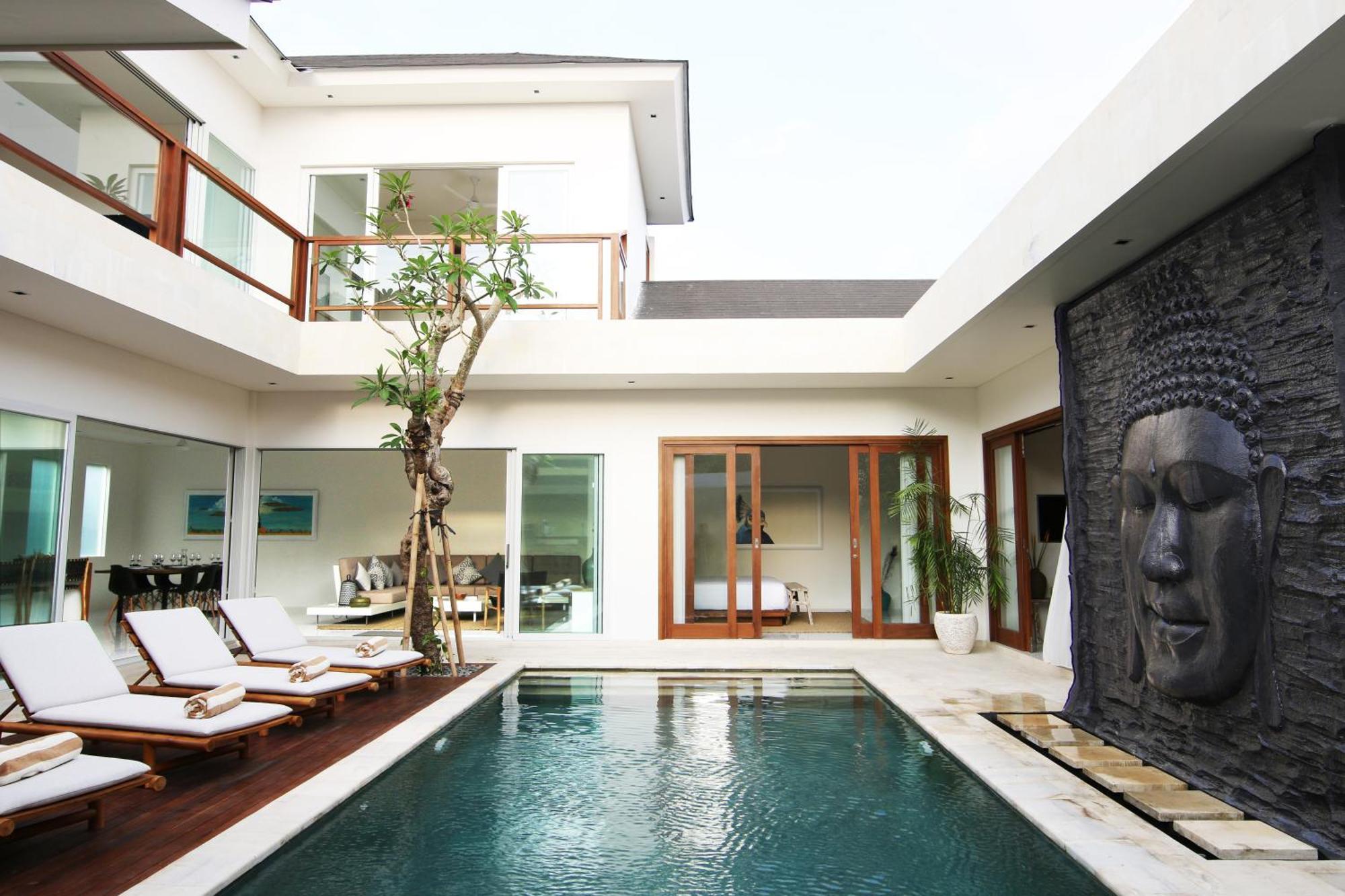 Villa Aditi, Sitara Villa Group スミニャック エクステリア 写真